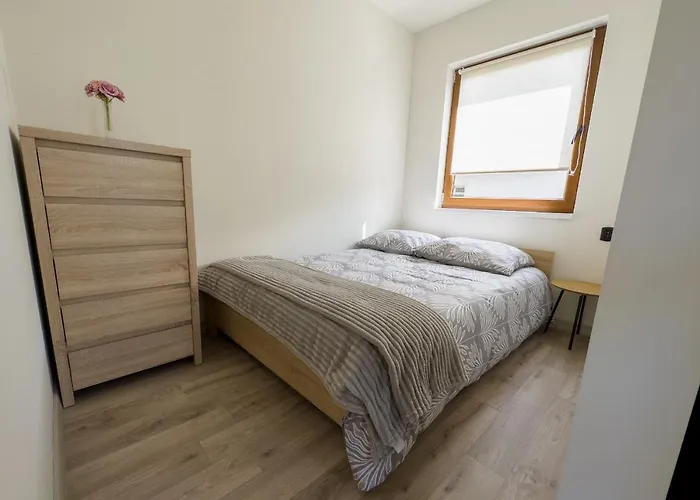 Przystanek G&s Nyaraló *